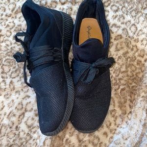 Black super comfy and stylish sneakers